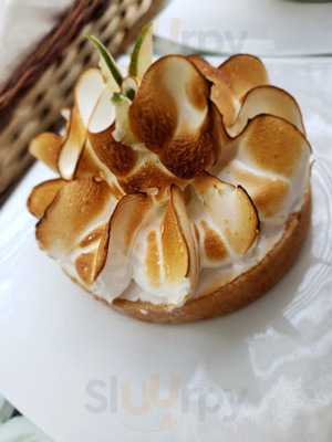 Café Parisien La P'tite France