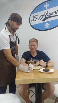 El Argentino Heladería Café