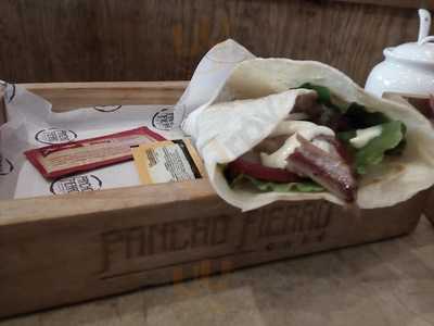 Cafeteria Pancho Fierro
