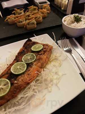 Hotaru - Sushi Lounge