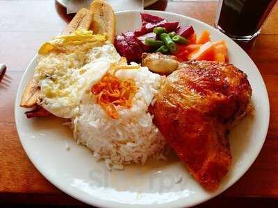 Pardo's Chicken Plaza San Miguel