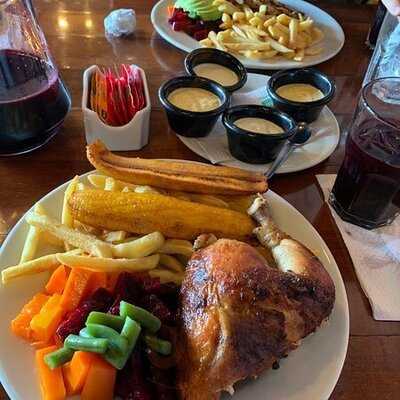 Pardo's Chicken Plaza San Miguel