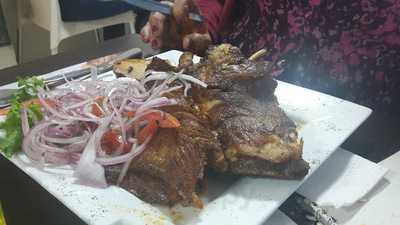Los Lonccos Restaurante Arequipeño