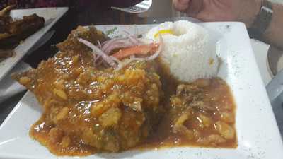 Los Lonccos Restaurante Arequipeño