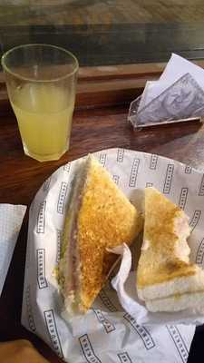 Antigua Cafeteria Terukina