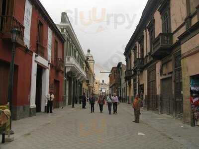 Del Monte Restaurant