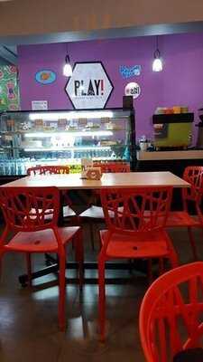 Play Board Game Café