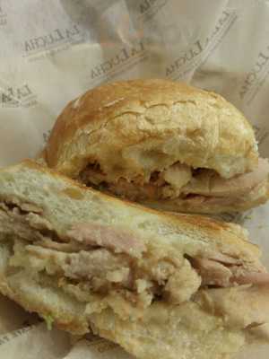 La Lucha Sangucheria