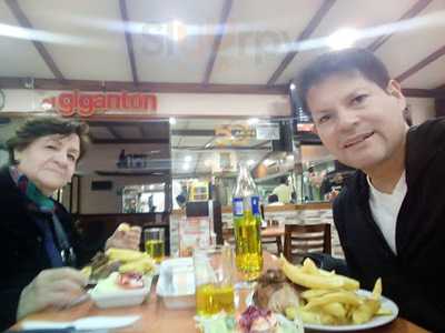 Pollos Y Parrilladas El Giganton