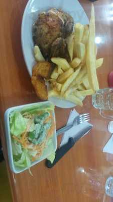 Pollos Y Parrilladas El Giganton