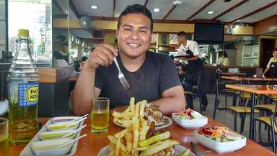 Pollos Y Parrilladas El Giganton