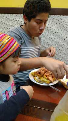 La Sabrosura Sangucheria Criolla