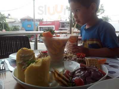 Cebicheria Tres Mares