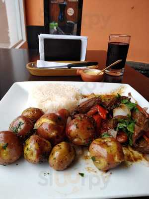 Marabunta Anticuchos Y Pollos