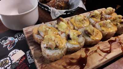 Roll Up - Happy Makis