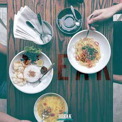 Break Lounge Cafe