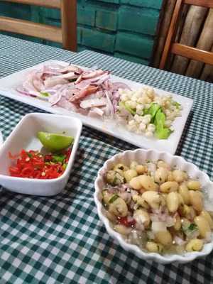 Mayo's Cebicheria Restaurante