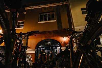 Sierra Andina Taproom Miraflores