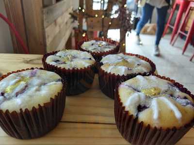 Red Head Coffee Shop