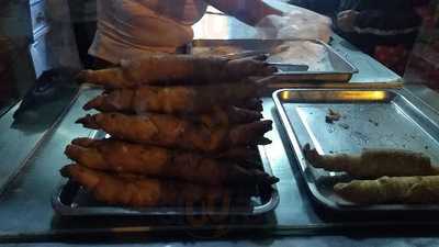 Los Auténticos Churros Españoles De La Virgen Del Carmen