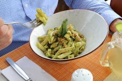 Sama Restaurante Café