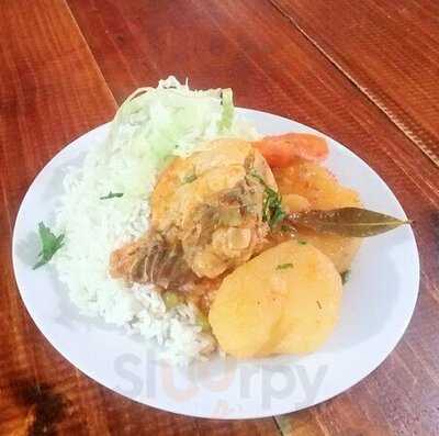 Chicharroneria Yenny