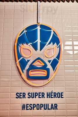 Popular De Aquí Y De Allá