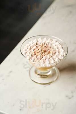 Popular De Aquí Y De Allá