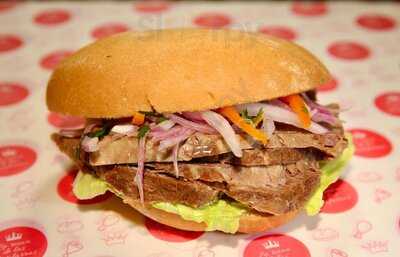 La Reina De Las Butifarras