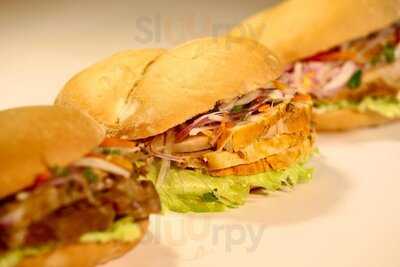 La Reina De Las Butifarras