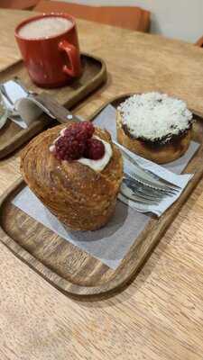 Cercanía Pan Y Café