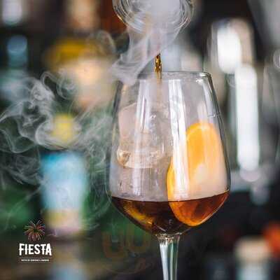 Fiesta - Patio De Comidas Y Barra