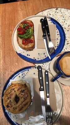 Florencia Y Fortunata Café