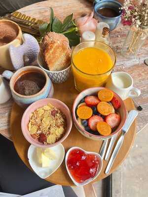 Indie Café & Concept Store