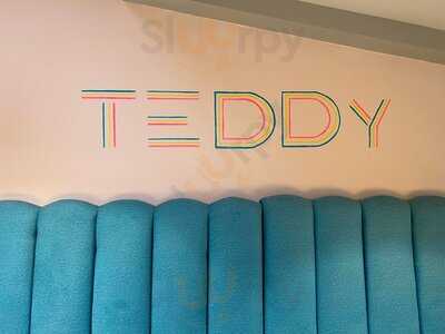 Teddy Café Restaurant