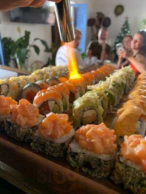 Chikara Sushi - Carajo Lounge Café