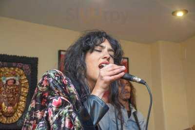 Saloma Cafe Lounge Resto Bar