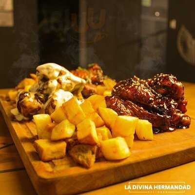 La Divina Hermandad Restobar