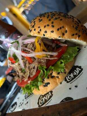 La Lonja Taberna Sanguchera