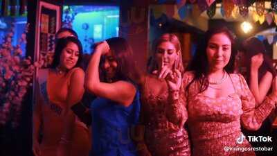 Viringos Bar & Eatery