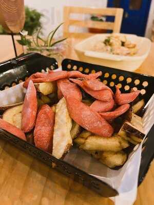 Three Crosses Restaurant