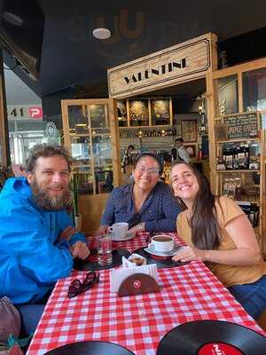 Valentini Caffe Pizza