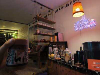 El Caldero De Las Brujas