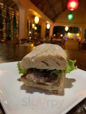 Hibiscus Pizzeria And Bar