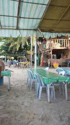 Nena's Grill And Drinks