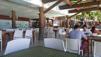Mangodlong Rock Restaurant