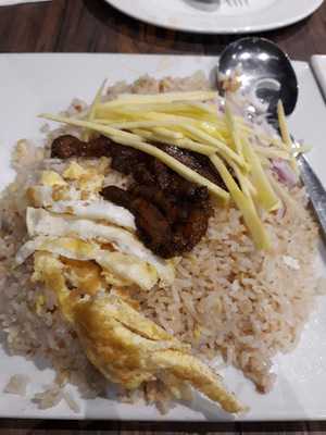 Gerry's Grill Restaurant & Bar