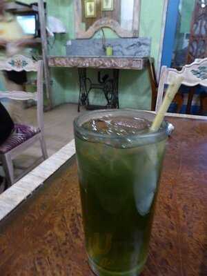 The Buzzz Cafe By Bohol Bee Farm