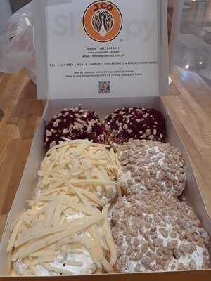 J.co Donuts & Coffee