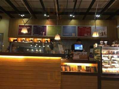 The Coffee Bean & Tea Leaf